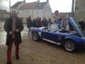 La surprise du chef : ce n'est pas une maison que Richbar cherchait &agrave; acheter, le fourbe, mais une Cobra. C'est beau aussi, mais moins logeable...