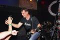 JP remercie le guitariste soliste