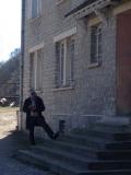 Richard en profite pour acheter une maison. L&agrave;, il v&eacute;rifie son compte en banque. C'est bon, il peut y aller...
