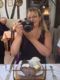 Essayez de manger et de d&eacute;couper la viande avec un Nikon m&ecirc;me pas aiguis&eacute; ! 