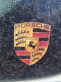 Moi, j'ai fait l'effort de venir en Porsche ! 