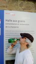 Un journaliste sorti du saoul boit, affirma qu'il n'y &eacute;tai(t) pour rien car et avait les id&eacute;es claires bien qu'on l'obligea &agrave; rompre avec ses habitudes de boisson. Il voulait juste rester pinard.