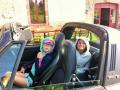 Ces deux jolies passag&egrave;res &eacute;taient d&eacute;j&agrave; pr&ecirc;tes pour la balade dans le targa .