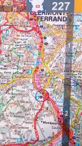 Apr&egrave;s , on devait aller faire du cano&euml; sur l'Allier, et Thomas, carte &agrave; l'appui, nous avez donn&eacute; la route ; tout droit sur 100km d'autoroute