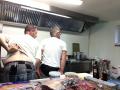 L'&eacute;quipe cuisine en plein boulot !!!! M'enfin...