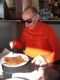 Alors que lui, Nutella ... rime avec partage pas !