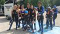 Nos jeunes au depart du canyoning.