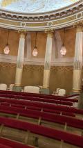 Le th&eacute;&acirc;tre. Les visites s&rsquo;encha&icirc;nent 